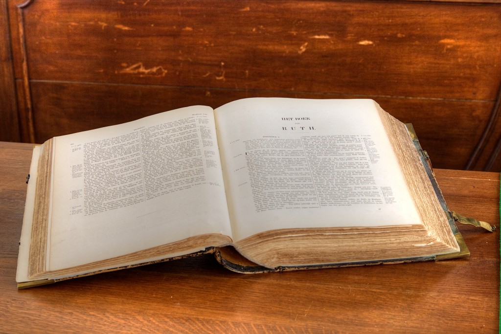 HDR dorpskerk oostvoorne kerk eglise church kerkfotografie religie religion bedevaart pelerinage kathedraal pelgrimage saint cathedrale cathedral basiliek basilique basilica